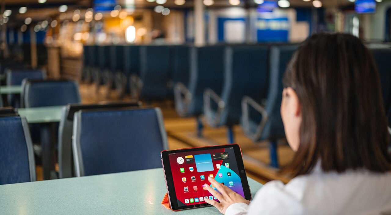 Servizio tv a bordo traghetto Piombino Elba