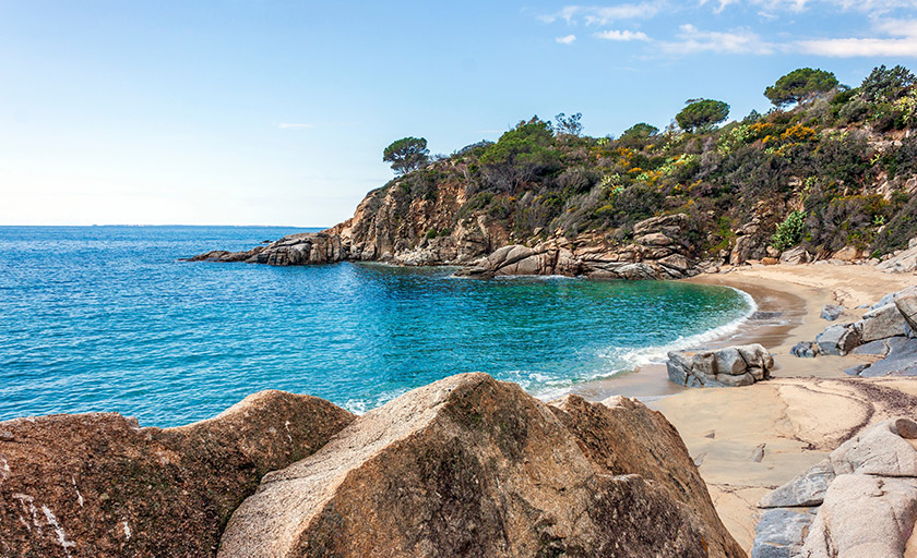 Spiaggia isola Elba con Blu Navy