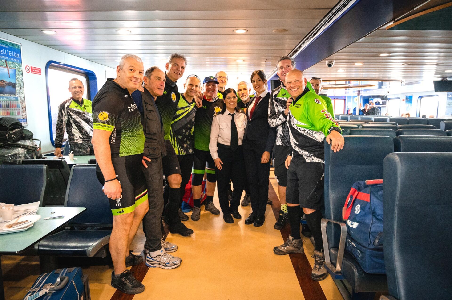 Viaggiare in gruppo con Blu Navy traghetti