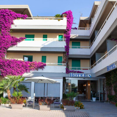 hotel acquarius con BluNavy traghetti