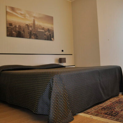 hotel est con BluNavy traghetti