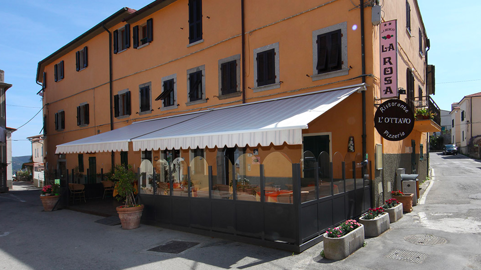 hotel la rosa con BluNavy traghetti