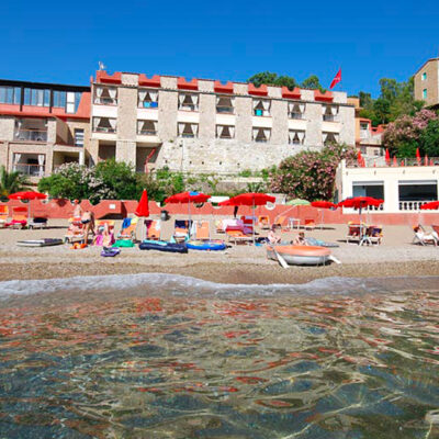 hotel la scogliera con BluNavy traghetti