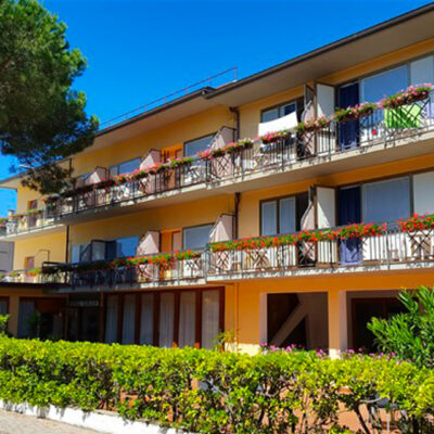 hotel lilly con BluNavy traghetti