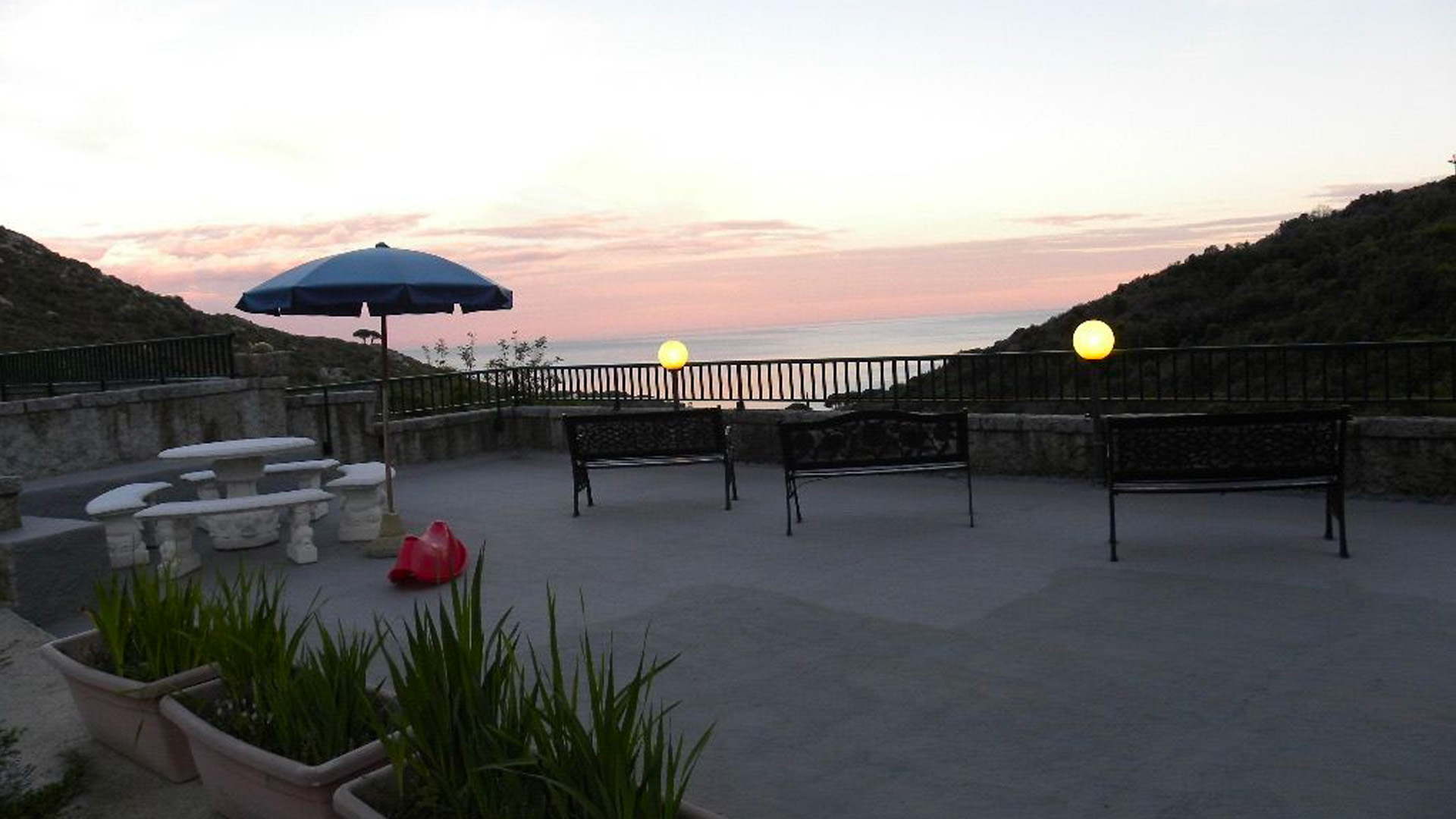 hotel locanda dell amicizia con BluNavy traghetti