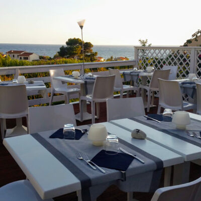 hotel logliera con BluNavy traghetti