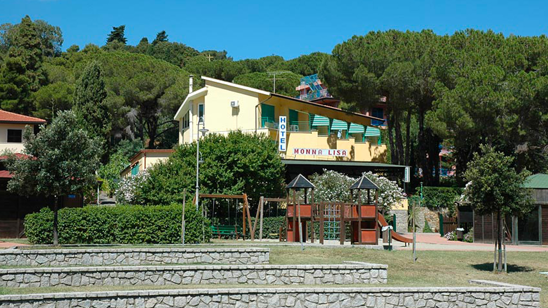 hotel monnalisa con BluNavy traghetti