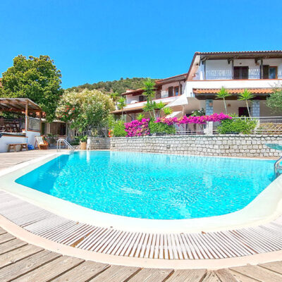 hotel montemerlo con BluNavy traghetti