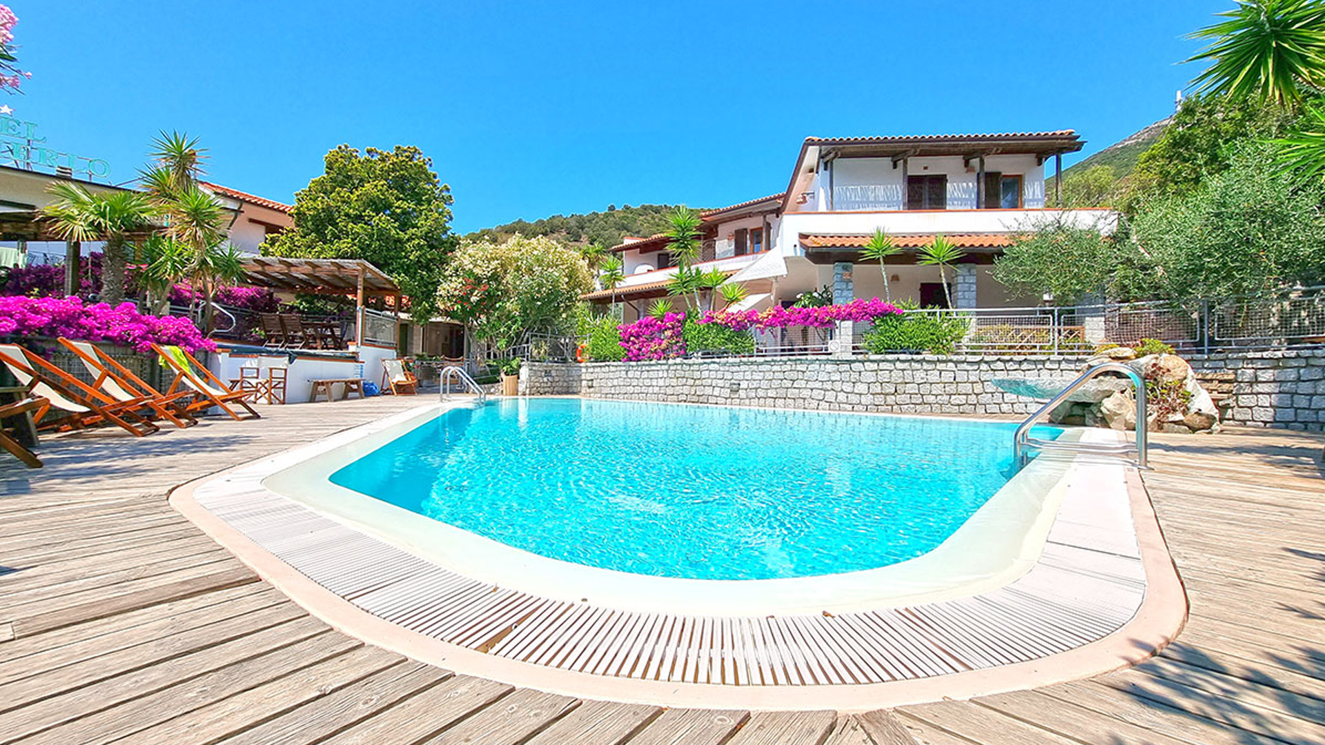 hotel montemerlo con BluNavy traghetti