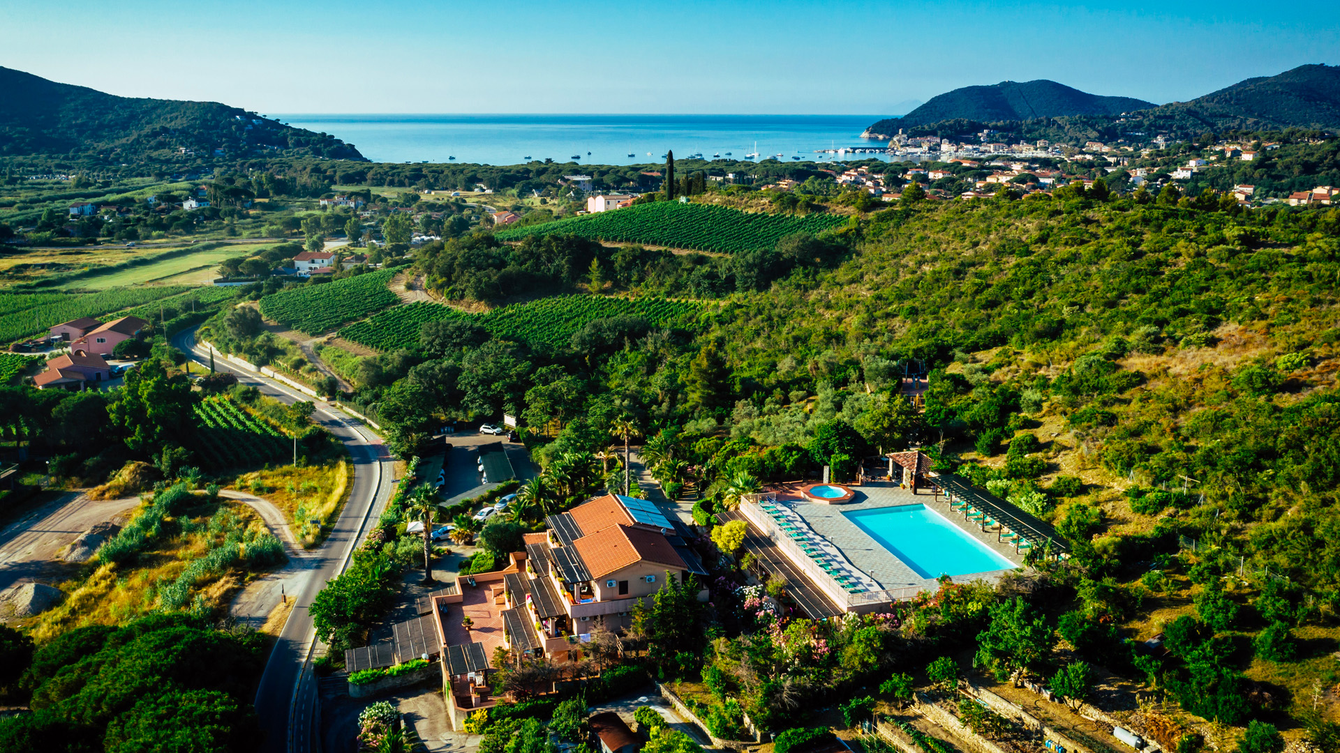 hotel residence al barcoco con BluNavy traghetti