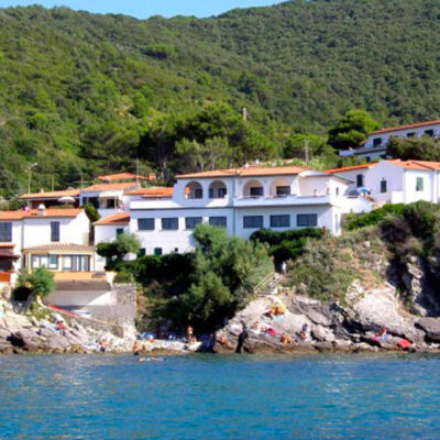 hotel scoglio bianco con BluNavy traghetti