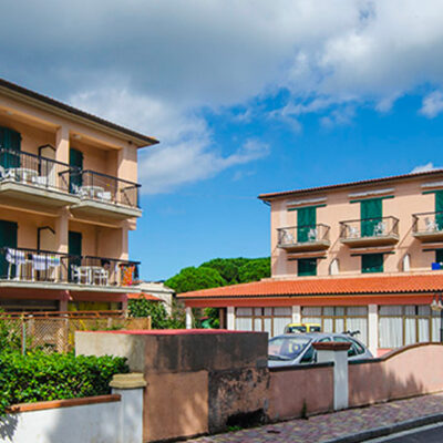 hotel villa etrusca con BluNavy traghetti