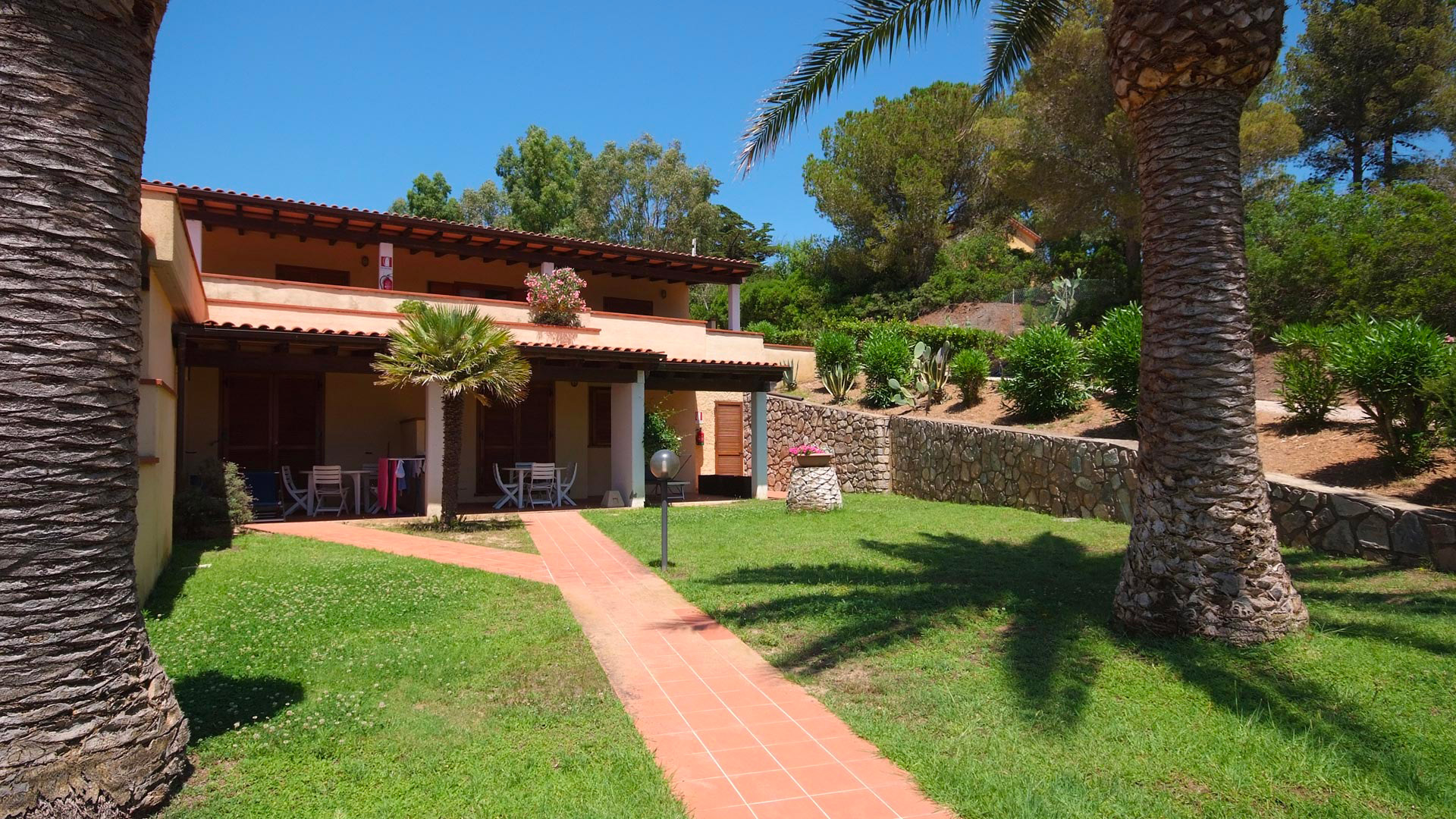 residence casa del golfo con BluNavy traghetti