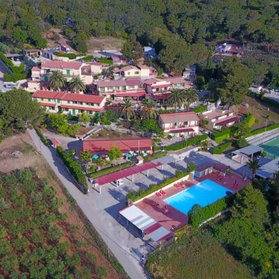 residence la valdana con BluNavy traghetti