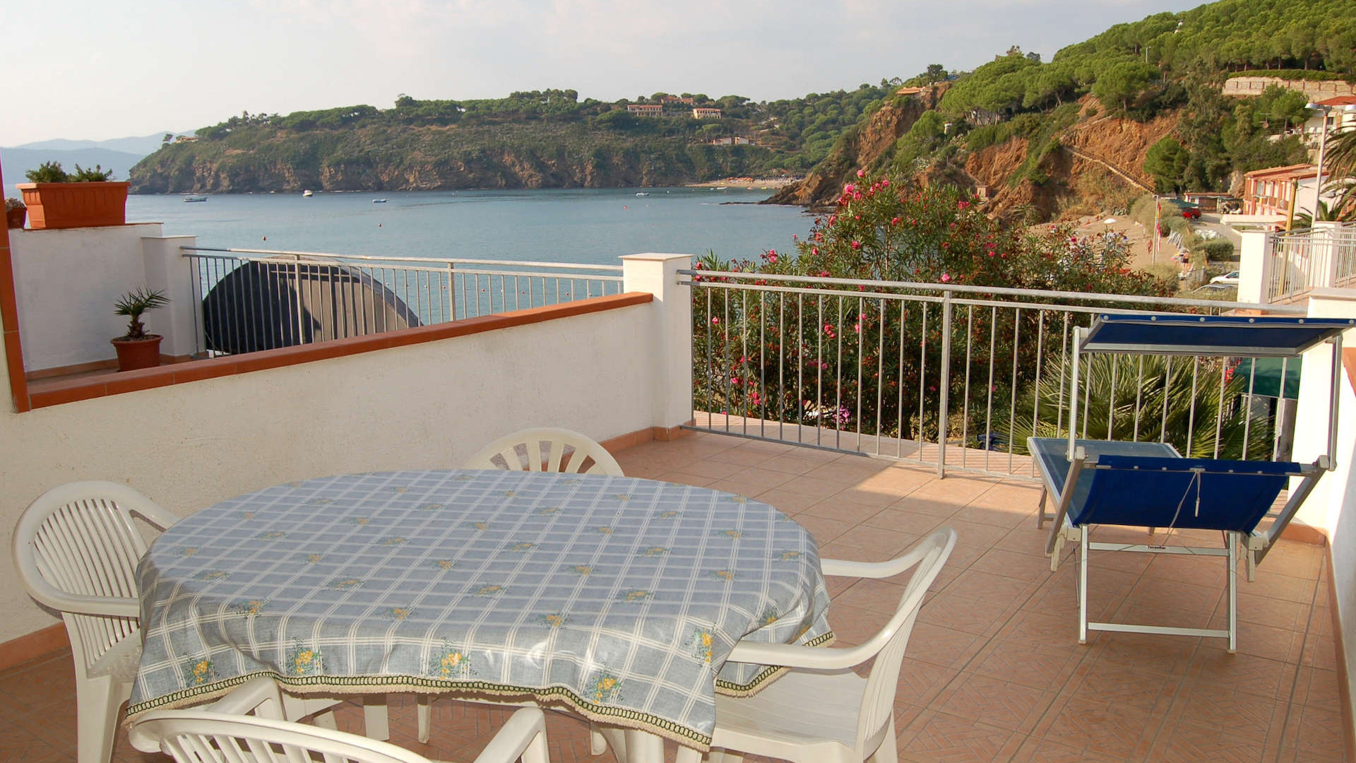 villa miramare con BluNavy traghetti